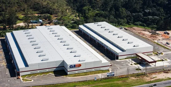 Condomínio para locação em Embu com 1.478m²