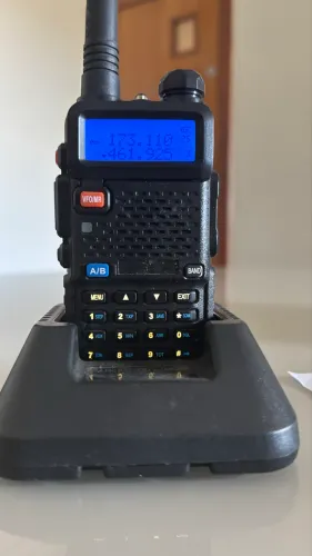 Rádio Baofeng HT UV-5R