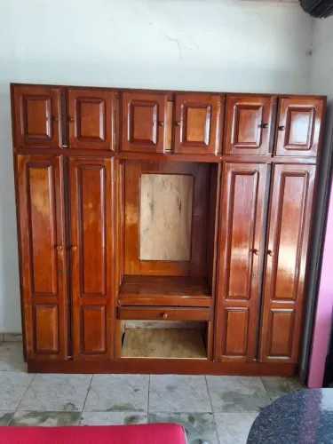 Guarda roupa usado de macacauba 
