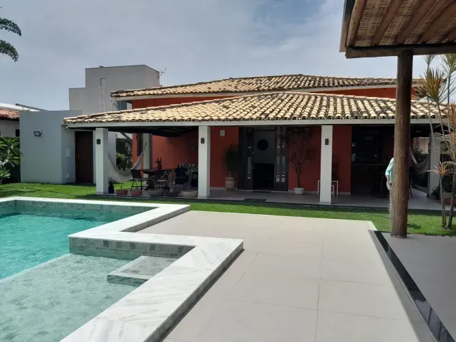Linda casa para veraneio no Arauá.