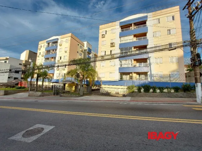Excelente Apartamento 2 dormitório(s) em Estreito - Florianópolis
