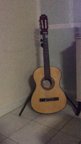 Vendo violão