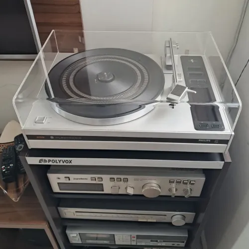 Toca discos Philips GA 209