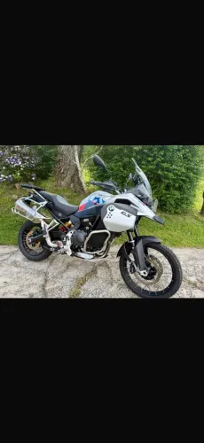 BMW F900 ADV