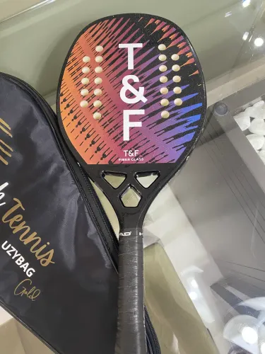 Raquete beach tênis track&field carbono 3k 3 meses de uso