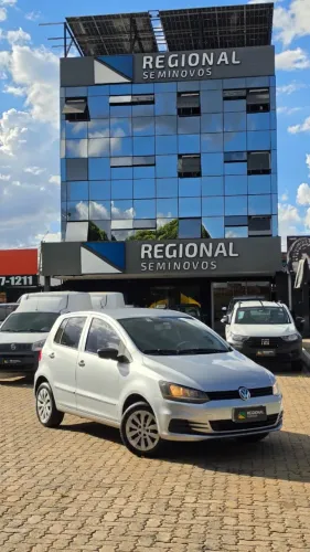 Volkswagen Fox Trendline 1.0 Flex 12V 5P 2017