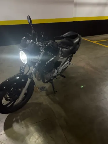 fazer 250 2008 em ótimo estado!!