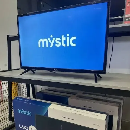 TV MYSTIC 32" graças á sua tecnologia, imagem imersiva, nos finais de semanas