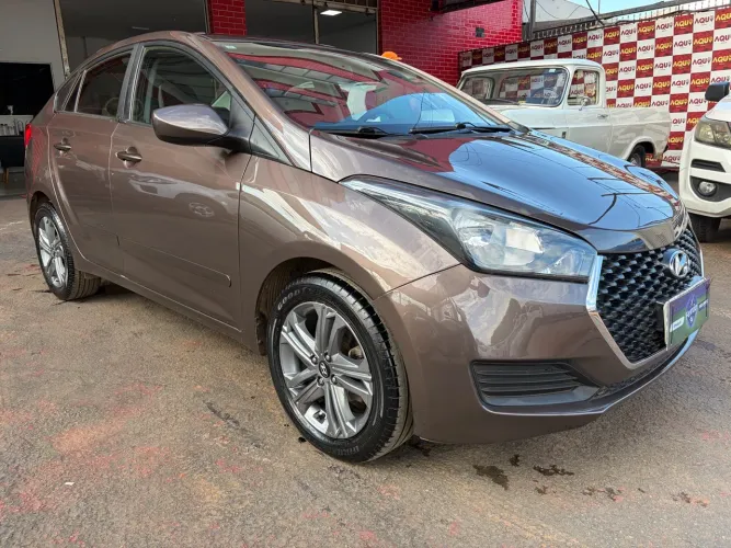Hyundai HB20S C.plus/c.style1.0 Flex 12V Mec. 4P 2019