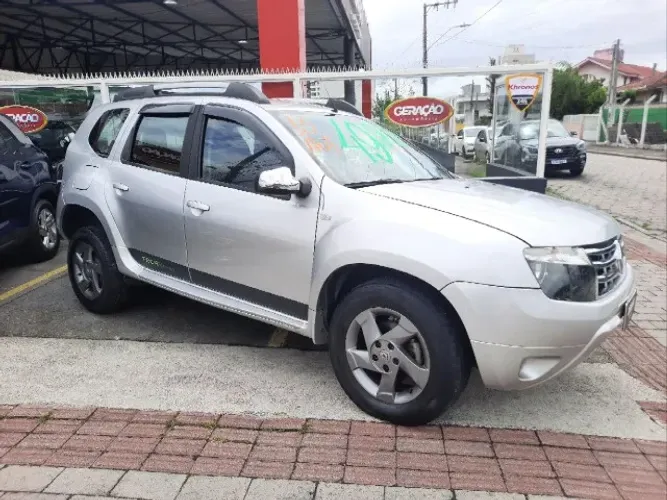 Renault Duster Techroad 2.0 Hi-flex 16V Aut. 2013