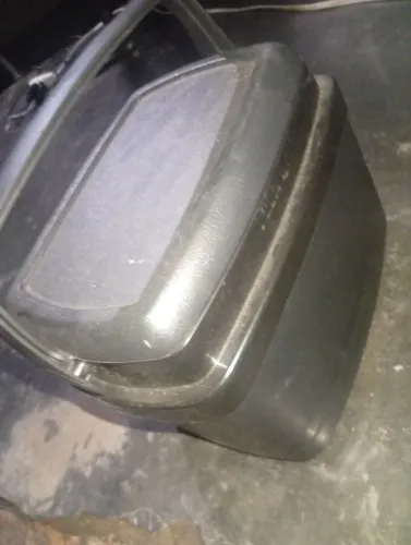 VENDO CAIXA TÉRMICA.