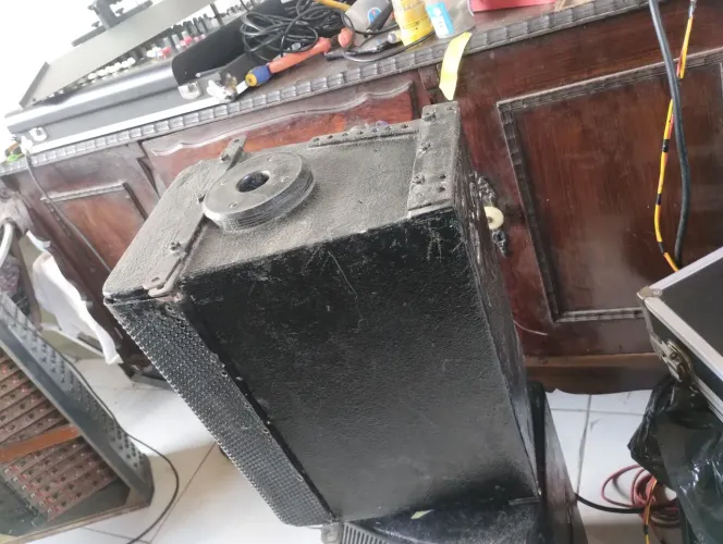 Caixa de som passiva SO COM FALANTE 8 POL 550 RMS 8 Ohms