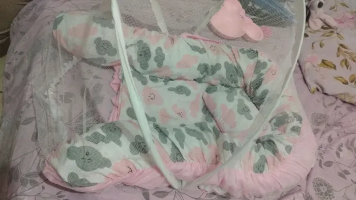 Ninho de bebê menina 