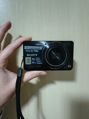 Câmera Fotográfica Sony Cybershot W690