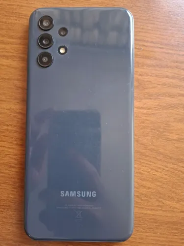 Vendo Samsung A13 em excelente estado 