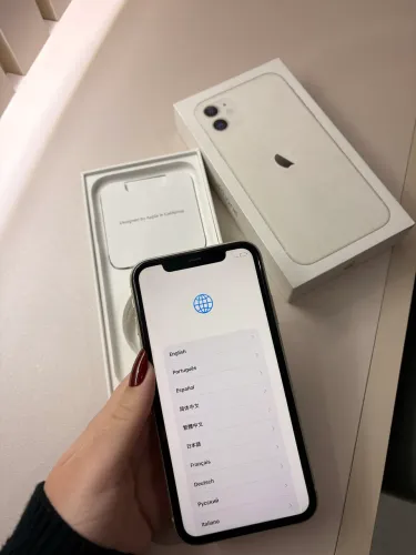 iPhone 11 64GB