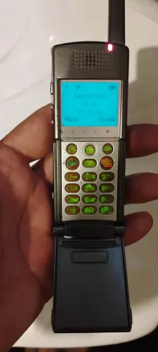 SAMSUNG SLIM COM CARREGADOR E CABO DE DADOS, 2021, ÓTIMO ESTADO , FUNCIONANDO
