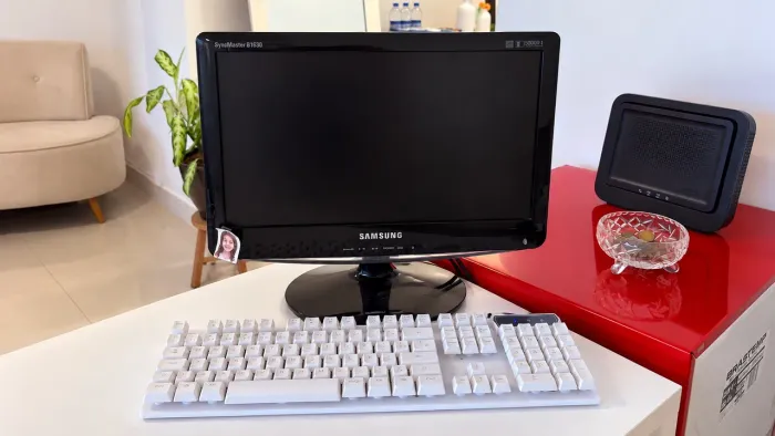 PC Completo Intel i5 10ª Geração | 8GB DDR4 | SSD | Monitor + Teclado e Mouse