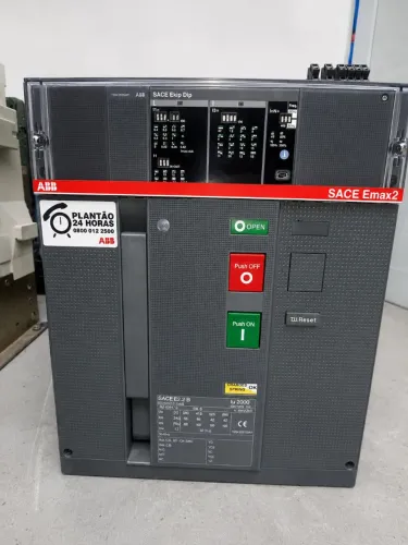 disjuntor de baixa tensão de potência ABB SACE Emax2