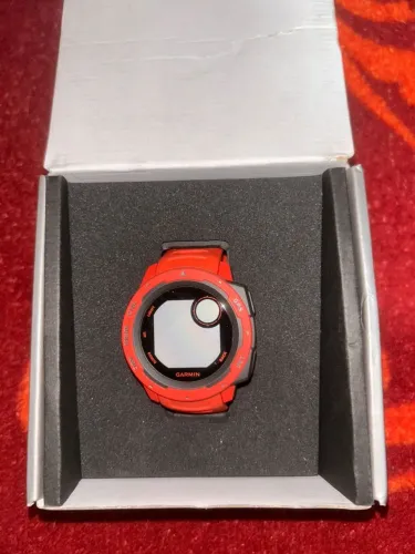 Garmin Instinct Flame Red