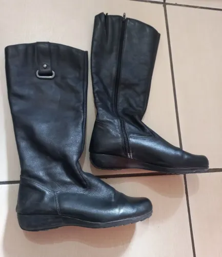Bota preta cano longo 37