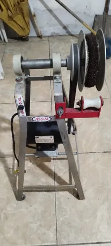 Máquina de raspar cana