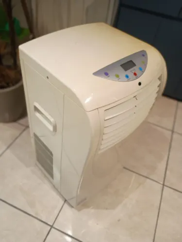 Ar condicionado Komecco ambiente usado