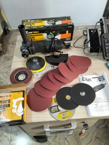 Esmerilhadeira angular 127V -Kit com Discos de corte + Discos de lixas