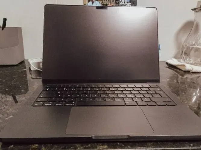 Macbook Pro M3 MAX 14 pol'