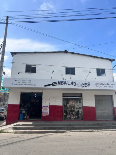 ALUGA-SE LOJA - EXCELENTE LOCALIZAÇÃO EM CENTRAL CARAPINA
