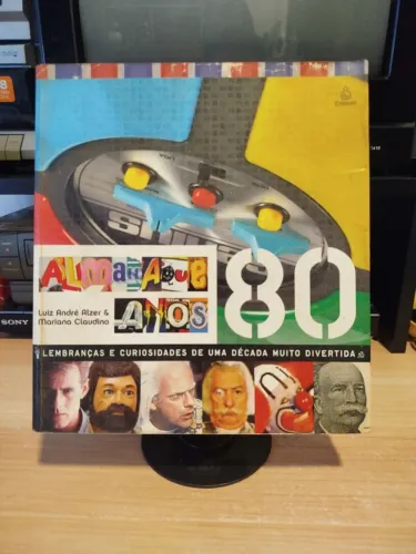 Livro Almanaque anos 80 1º edição 