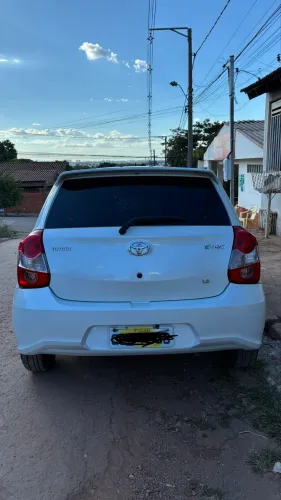 Toyota Etios X 1.3 Flex 16V 5P Mec. 2020