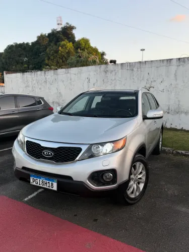 Kia Motors Sorento 3.5 V6 24V 278cv 4X2 Aut. 2013