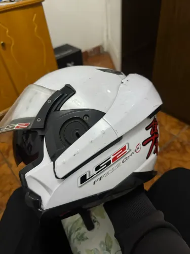 Capacete valiant ls2 