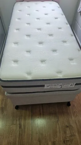 Colchão Solteiro Premium Molas Ensacadas Luna Extra Firm - 1 Ano de Uso