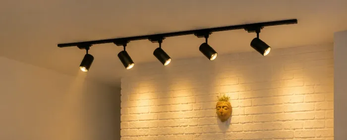 Kit trilhos eletrificados para iluminação OPORTUNIDADE