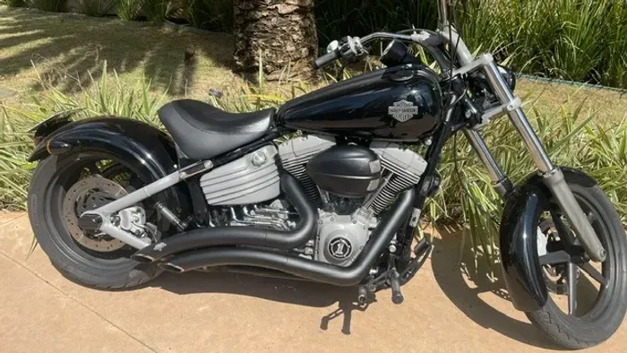 HD Fxcw Rocker 1.600 cc - Baixa Km - Muito Nova - Acessórios