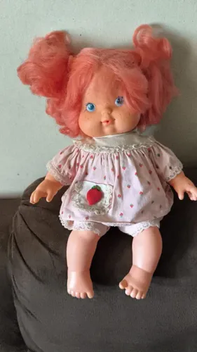 Boneca moranguinho  estrela .