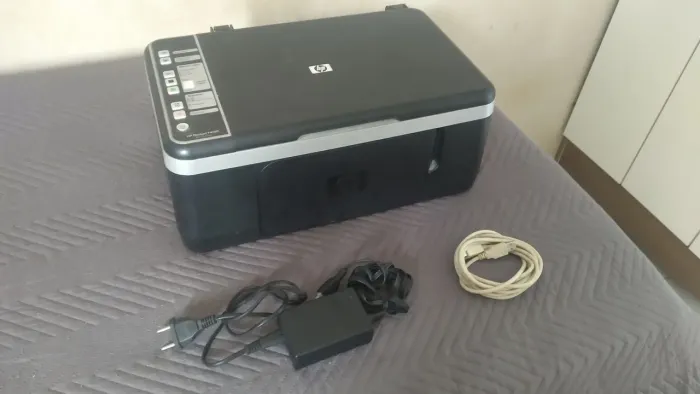 Impressora HP Deskjet F4180 (Para tirar peças)