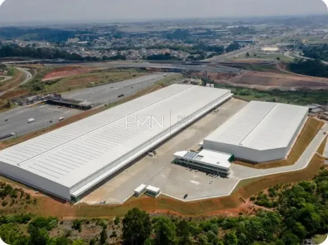 Galpão para alugar em Arujá, Portão, com 68500 m²