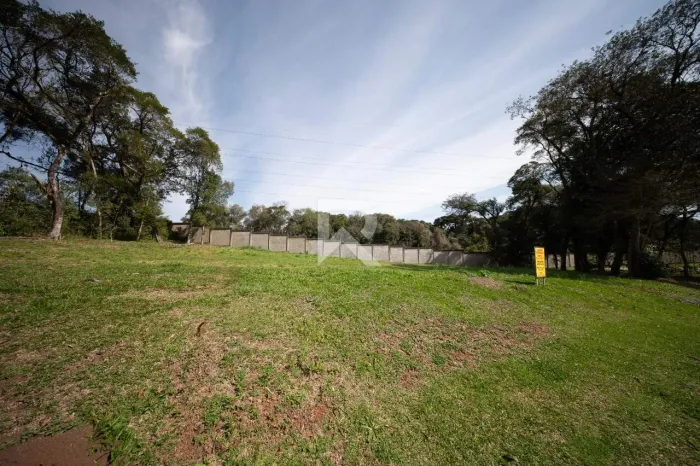 Lote em Condomínio de Alto Padrão com Projeto Aprovado à Venda, 1.853 m² - Orleans - Curit