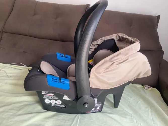 Bebê conforto burigotto
