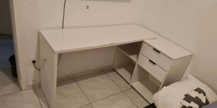 Escrivaninha em L