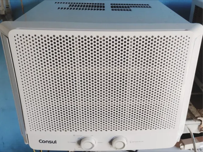 Vendo ar-condicionado 110V