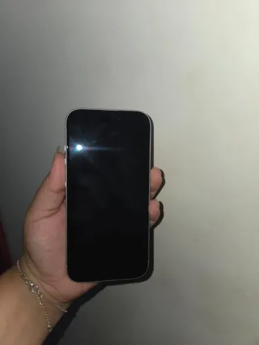 Iphone 15 azul claro