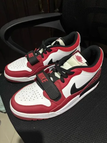 Tênis Nike air jordan legacy 312 low