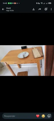 Vende-se uma mesa 400 reais!