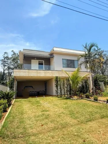 Casa em condomínio à Venda em Águas de Santa Bárbara - SP