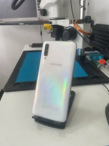 Samsung A50