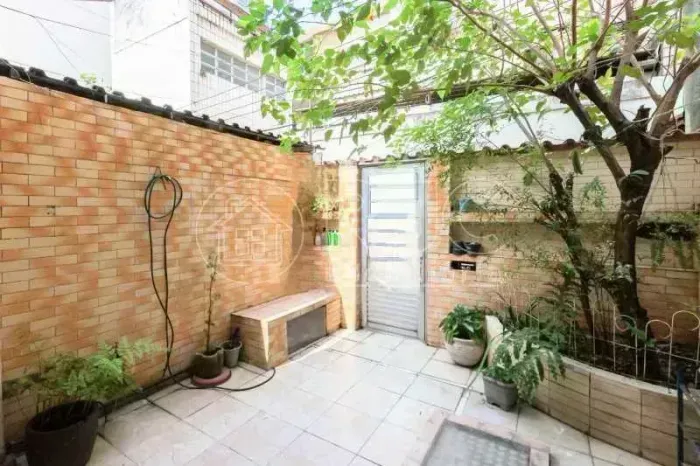 Imóvel para venda possui 73 metros quadrados com 1 quarto em Tijuca - Rio de Janeiro - RJ